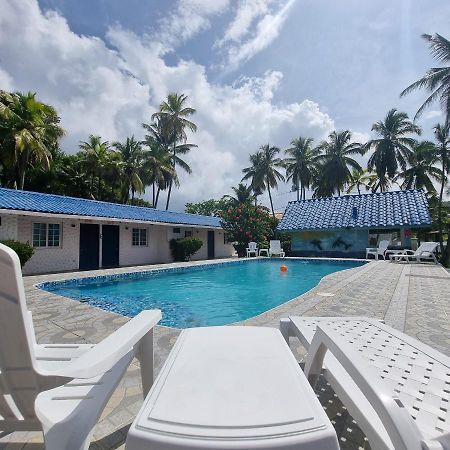 إيسلا غراندي Paradise Island Beach Hotel المظهر الخارجي الصورة